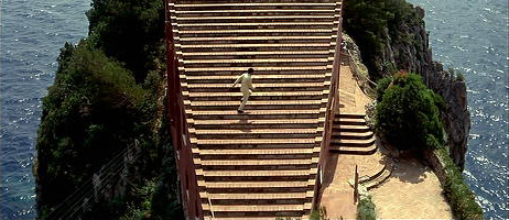 La famosa escalinata de la casa Malaparte en la película "El desprecio" (1964) de Jean-Luc Godard